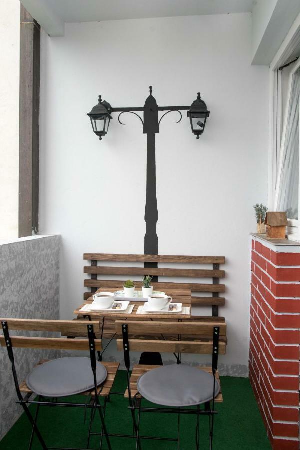 Studio Apartman Zdral ดารูวาร์ ภายนอก รูปภาพ
